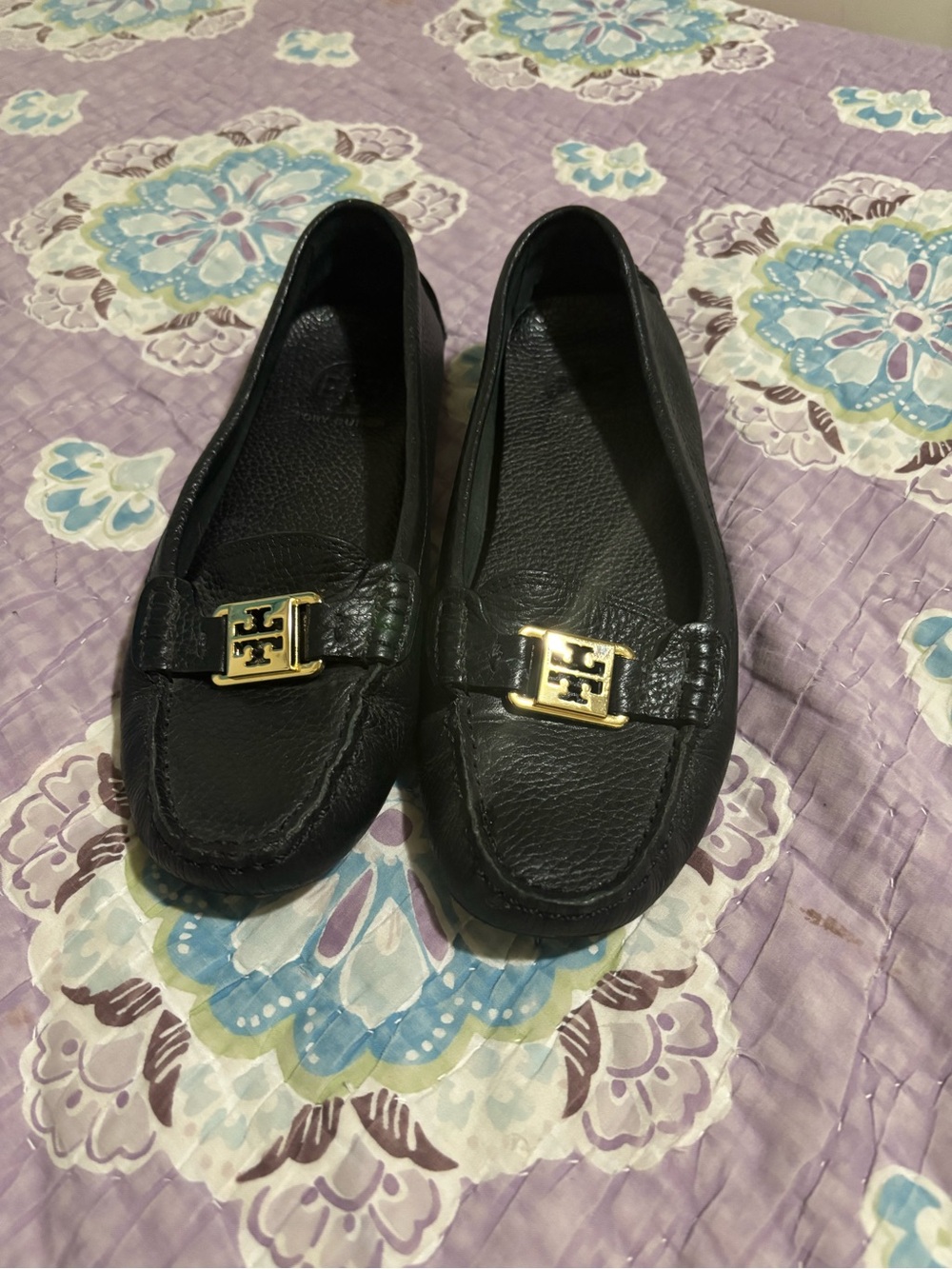 Tory Burch Black Leather Loafers with Gold Logo Hardware